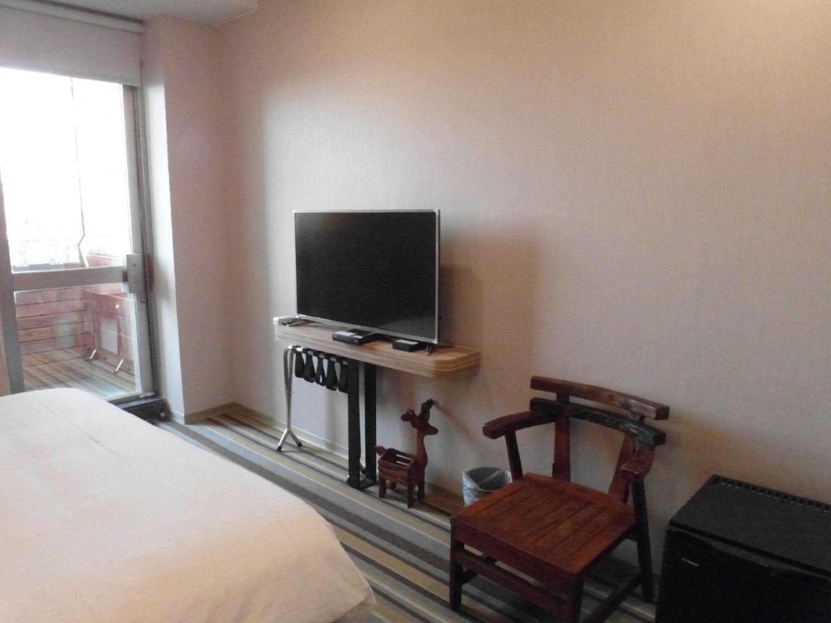 Tainan Julie'S Garden 峰情文旅 Hotel An Bình Ngoại thất bức ảnh