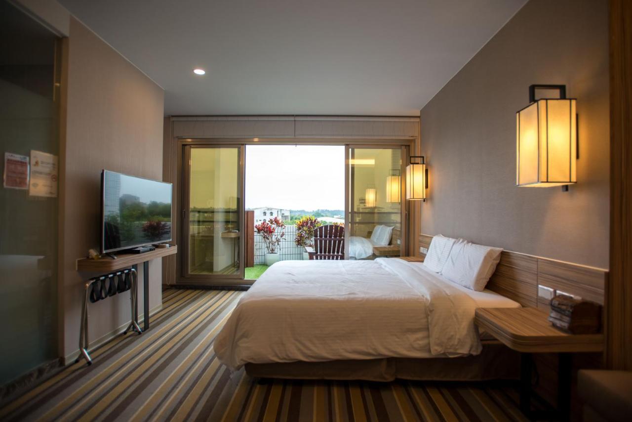 Tainan Julie'S Garden 峰情文旅 Hotel An Bình Ngoại thất bức ảnh