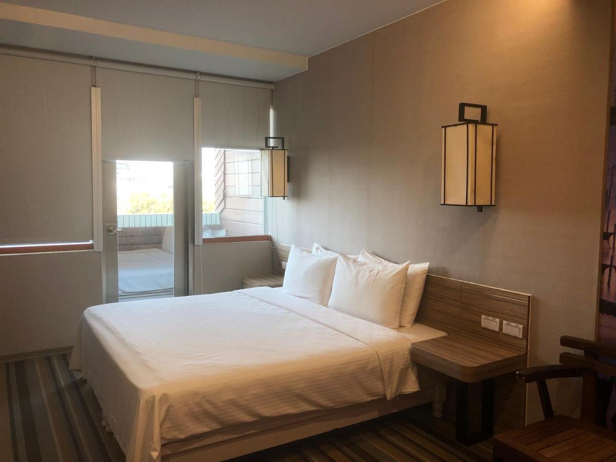 Tainan Julie'S Garden 峰情文旅 Hotel An Bình Ngoại thất bức ảnh