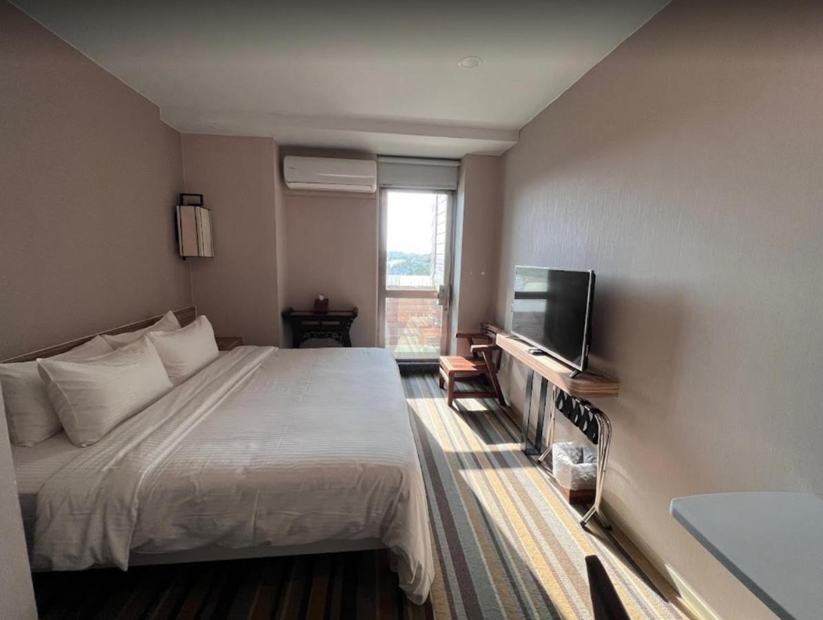Tainan Julie'S Garden 峰情文旅 Hotel An Bình Ngoại thất bức ảnh
