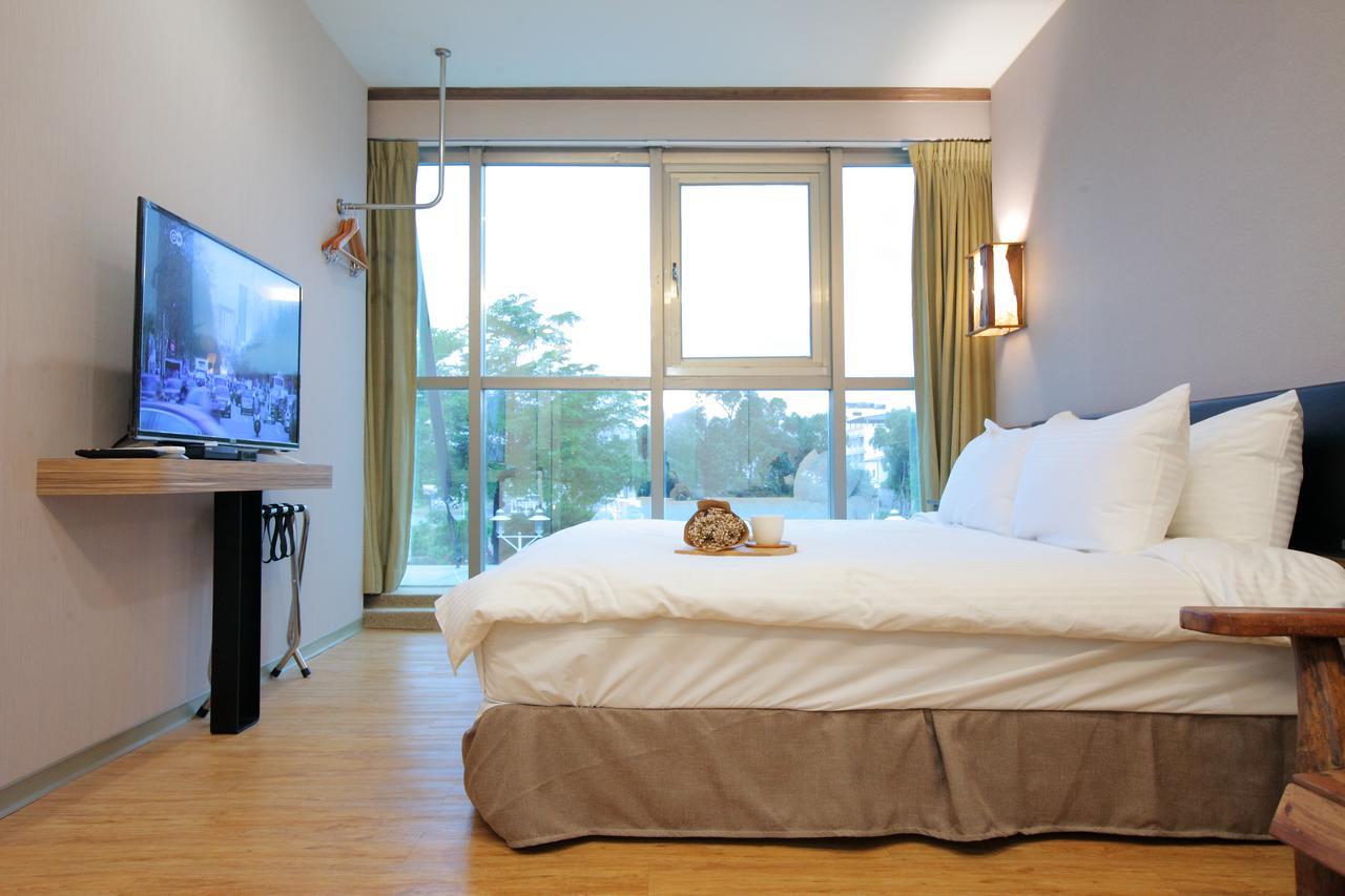 Tainan Julie'S Garden 峰情文旅 Hotel An Bình Ngoại thất bức ảnh