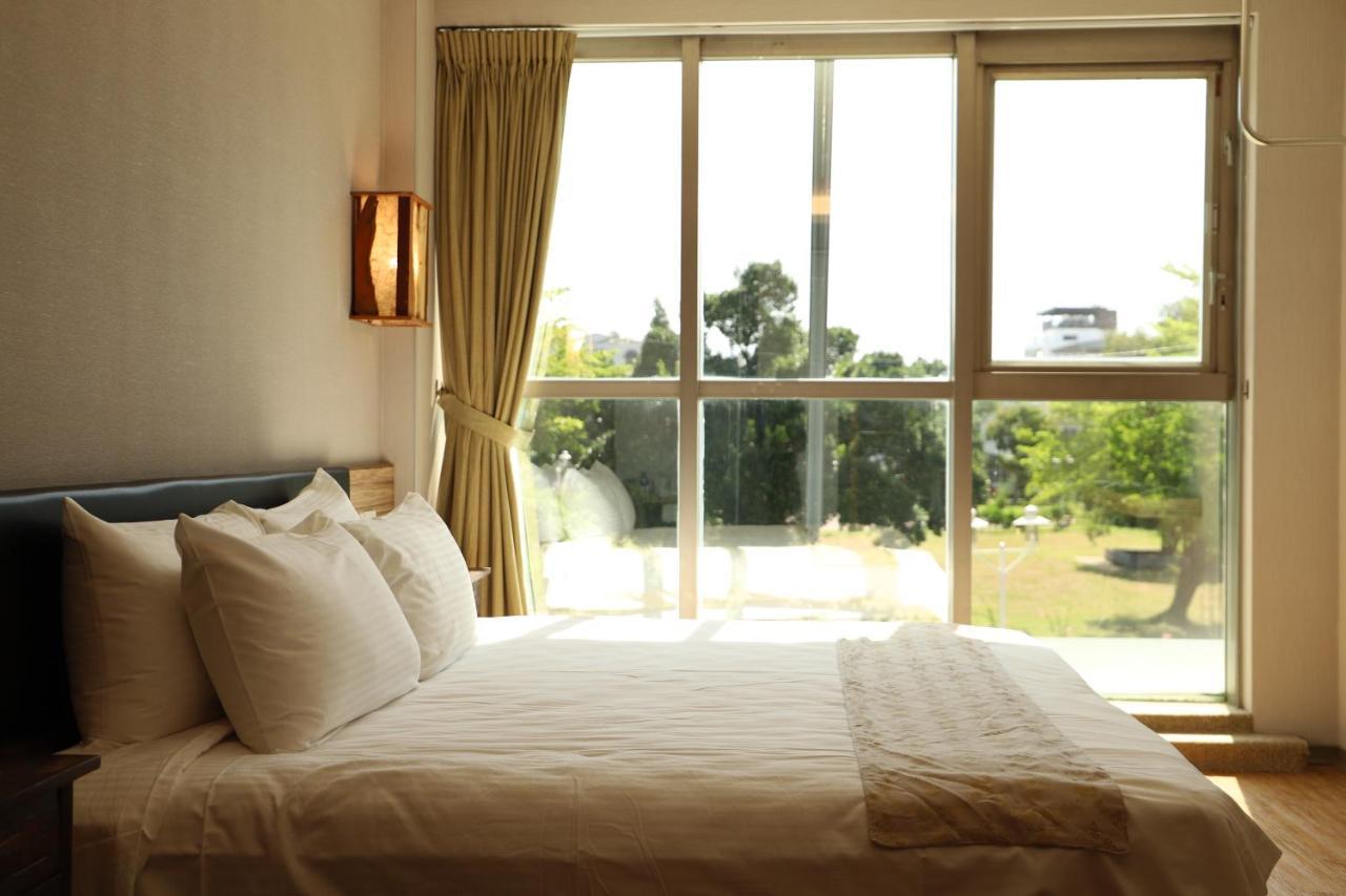 Tainan Julie'S Garden 峰情文旅 Hotel An Bình Ngoại thất bức ảnh