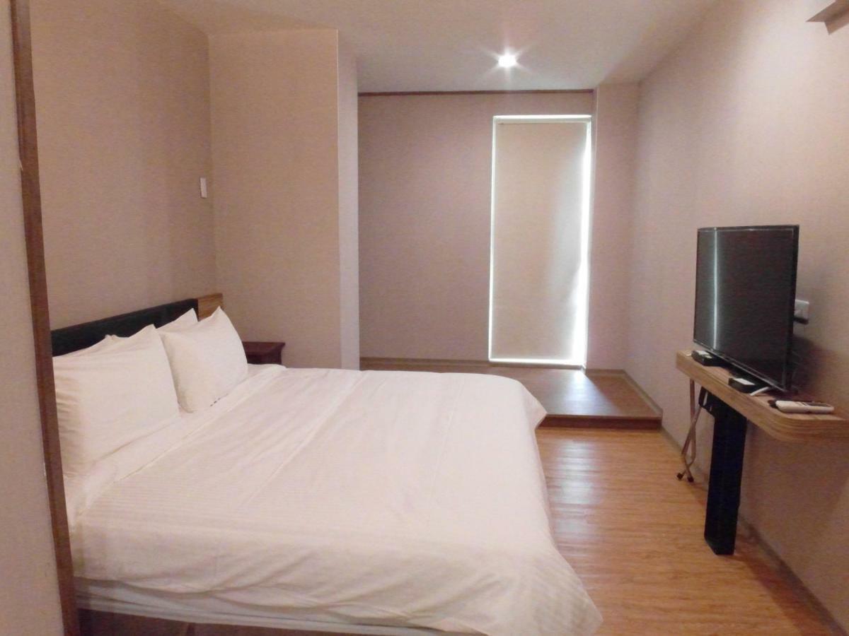 Tainan Julie'S Garden 峰情文旅 Hotel An Bình Ngoại thất bức ảnh