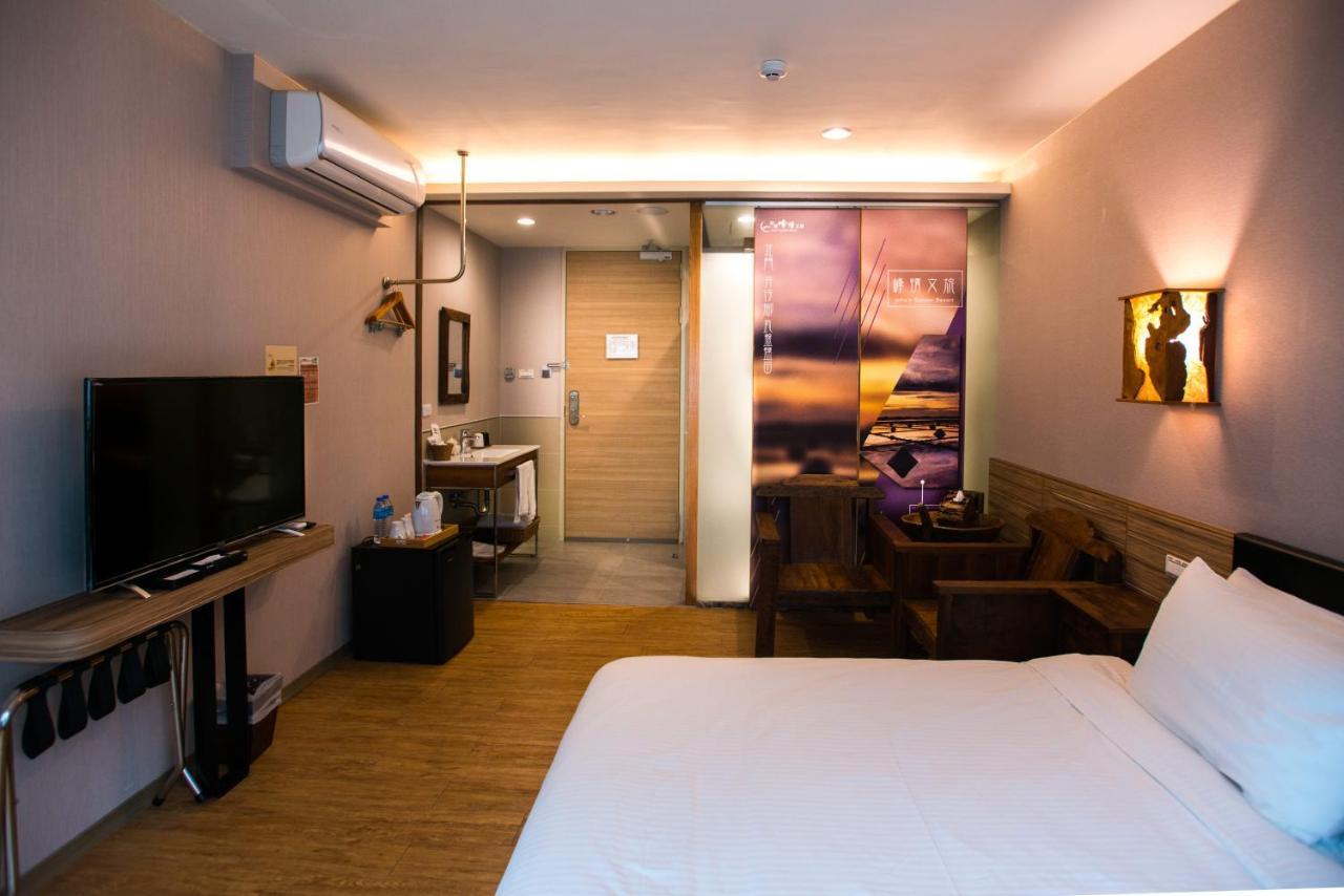 Tainan Julie'S Garden 峰情文旅 Hotel An Bình Ngoại thất bức ảnh
