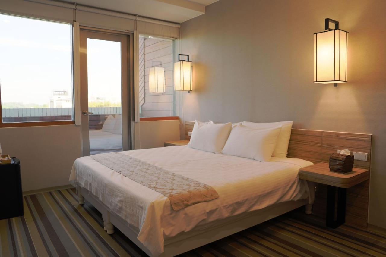 Tainan Julie'S Garden 峰情文旅 Hotel An Bình Ngoại thất bức ảnh