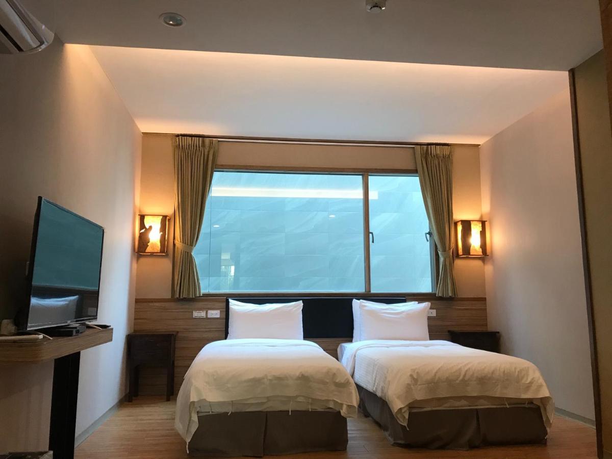 Tainan Julie'S Garden 峰情文旅 Hotel An Bình Ngoại thất bức ảnh