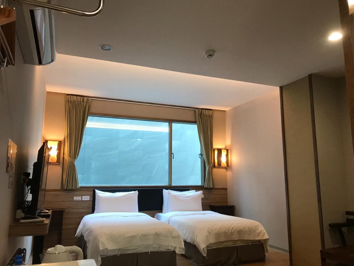 Tainan Julie'S Garden 峰情文旅 Hotel An Bình Ngoại thất bức ảnh